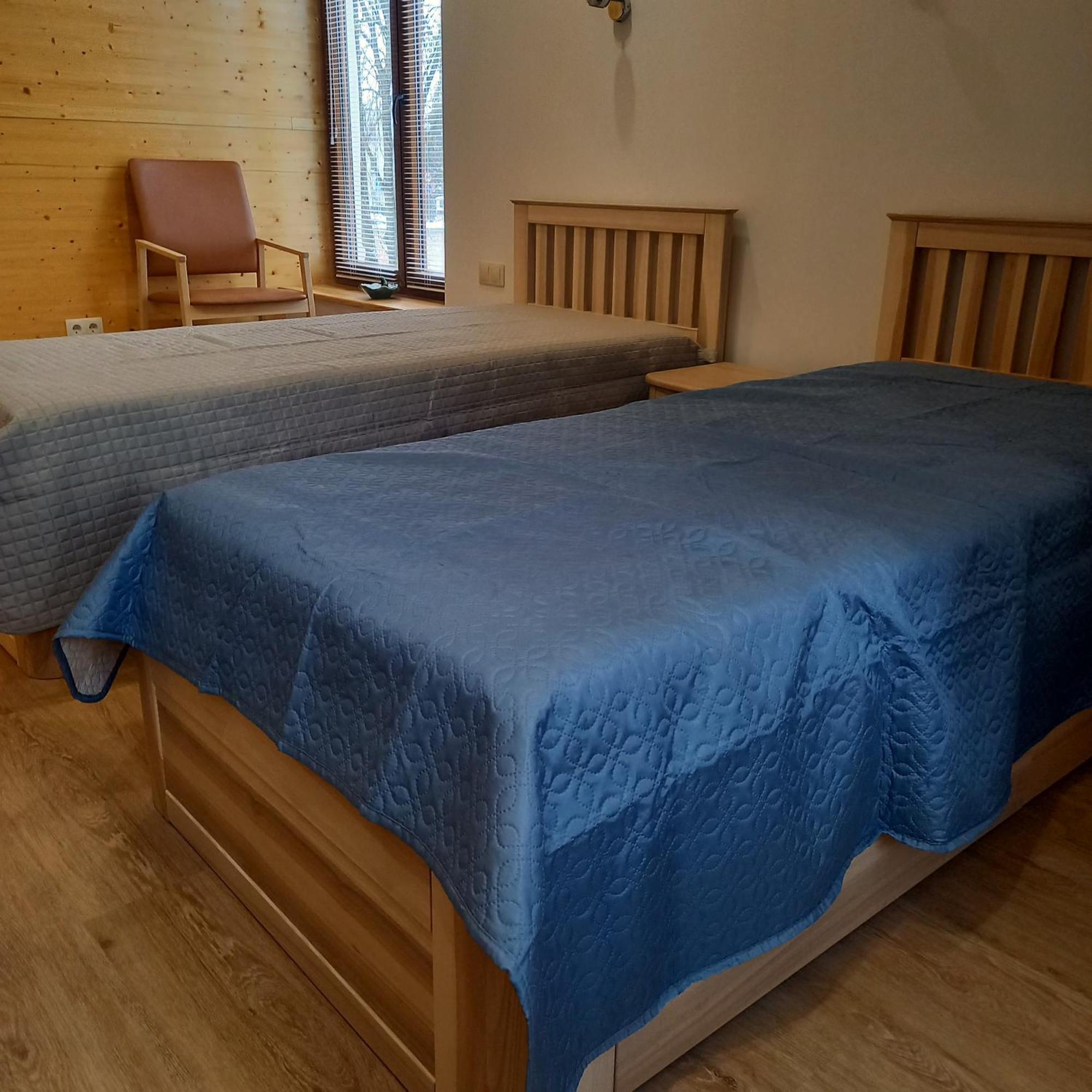 S Neries 19 Apartamentai Su Parkingu Šiauliai Екстериор снимка