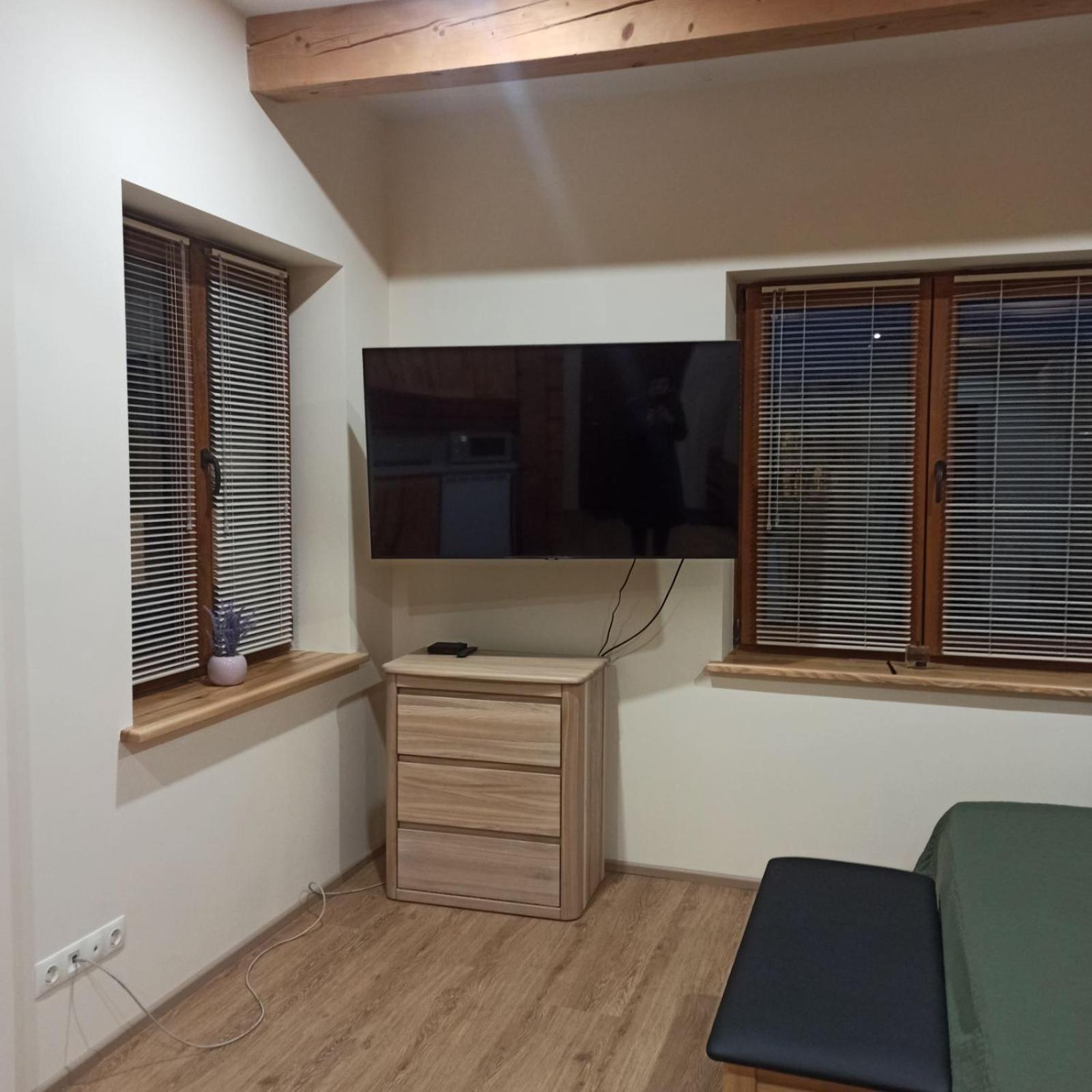 S Neries 19 Apartamentai Su Parkingu Šiauliai Екстериор снимка