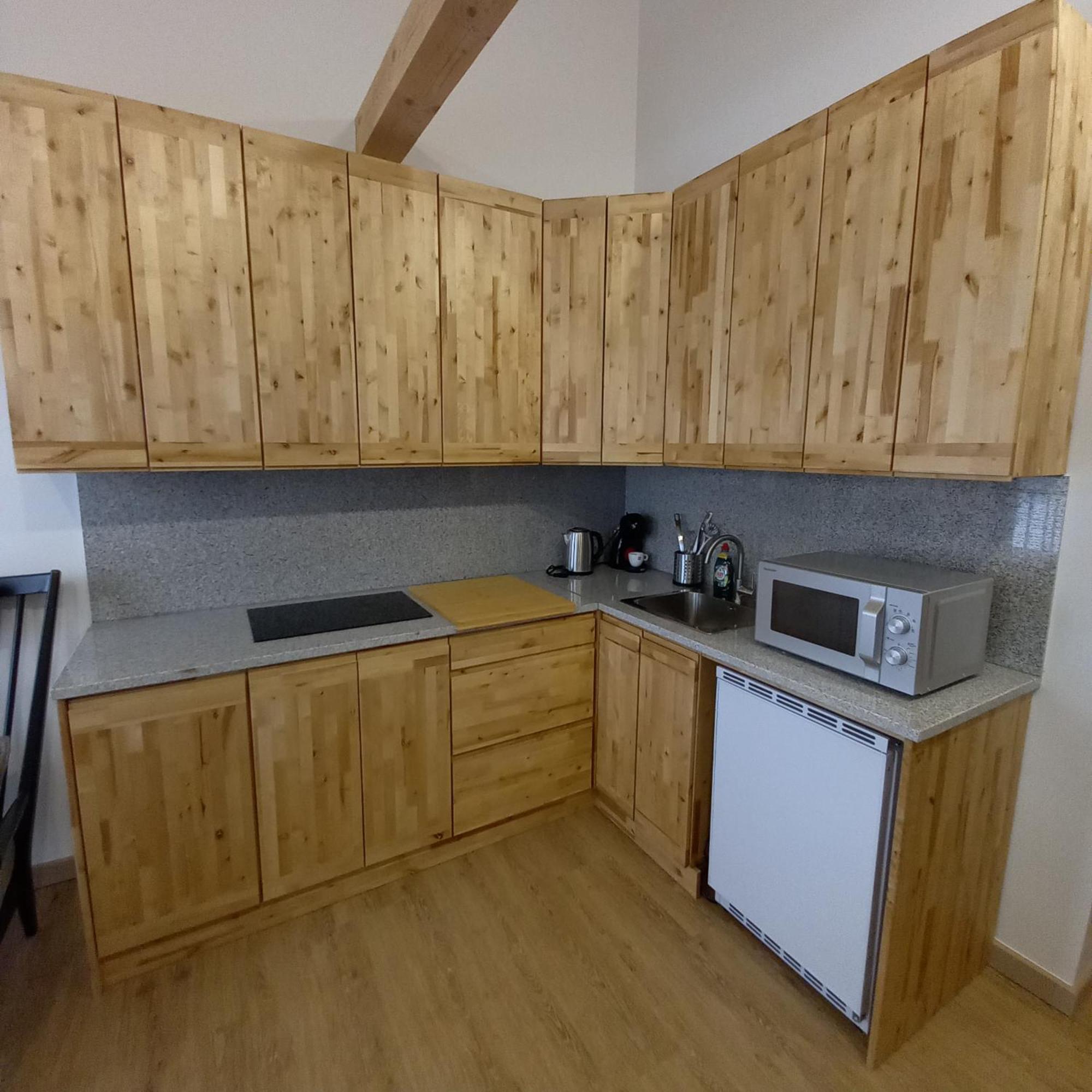 S Neries 19 Apartamentai Su Parkingu Šiauliai Екстериор снимка