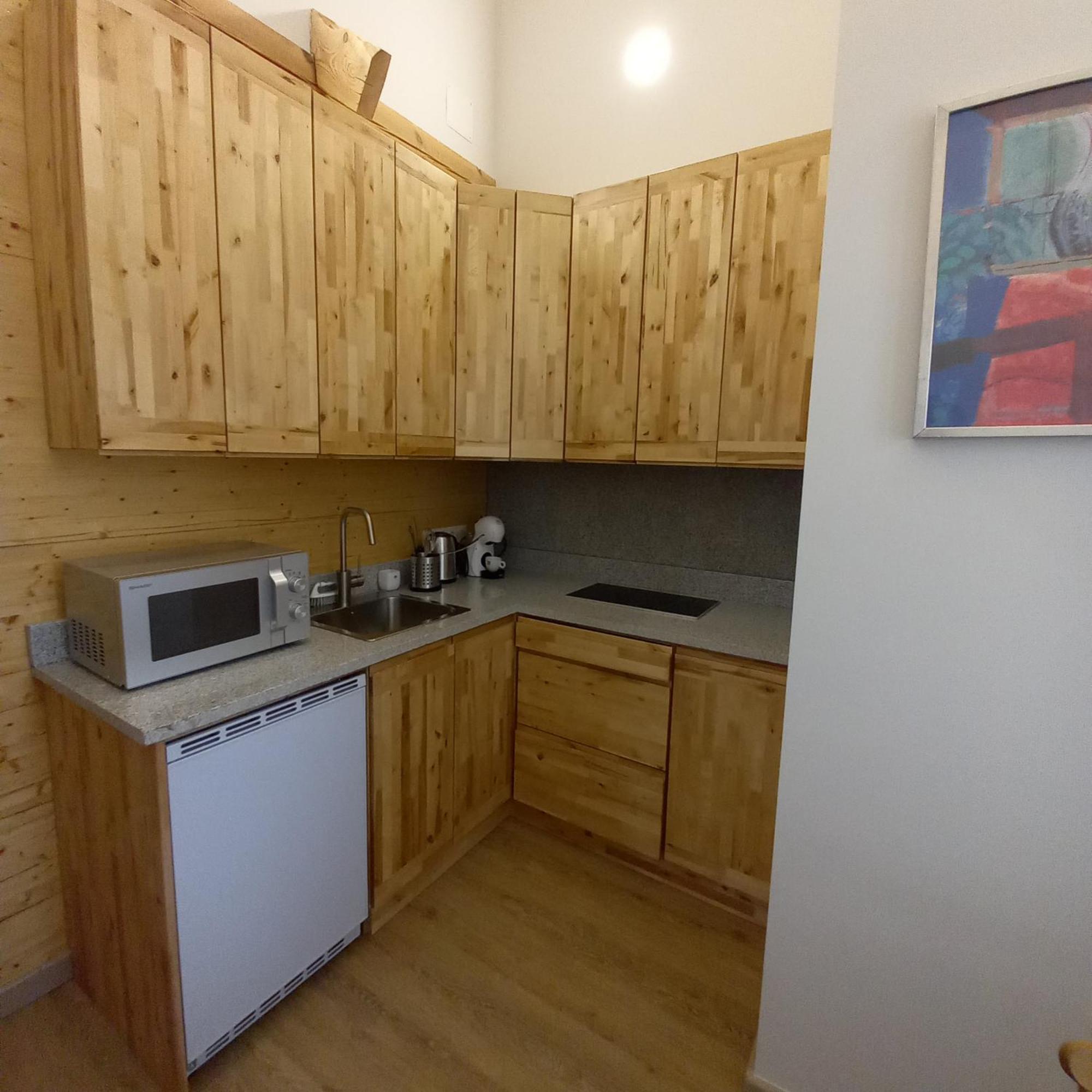 S Neries 19 Apartamentai Su Parkingu Šiauliai Екстериор снимка
