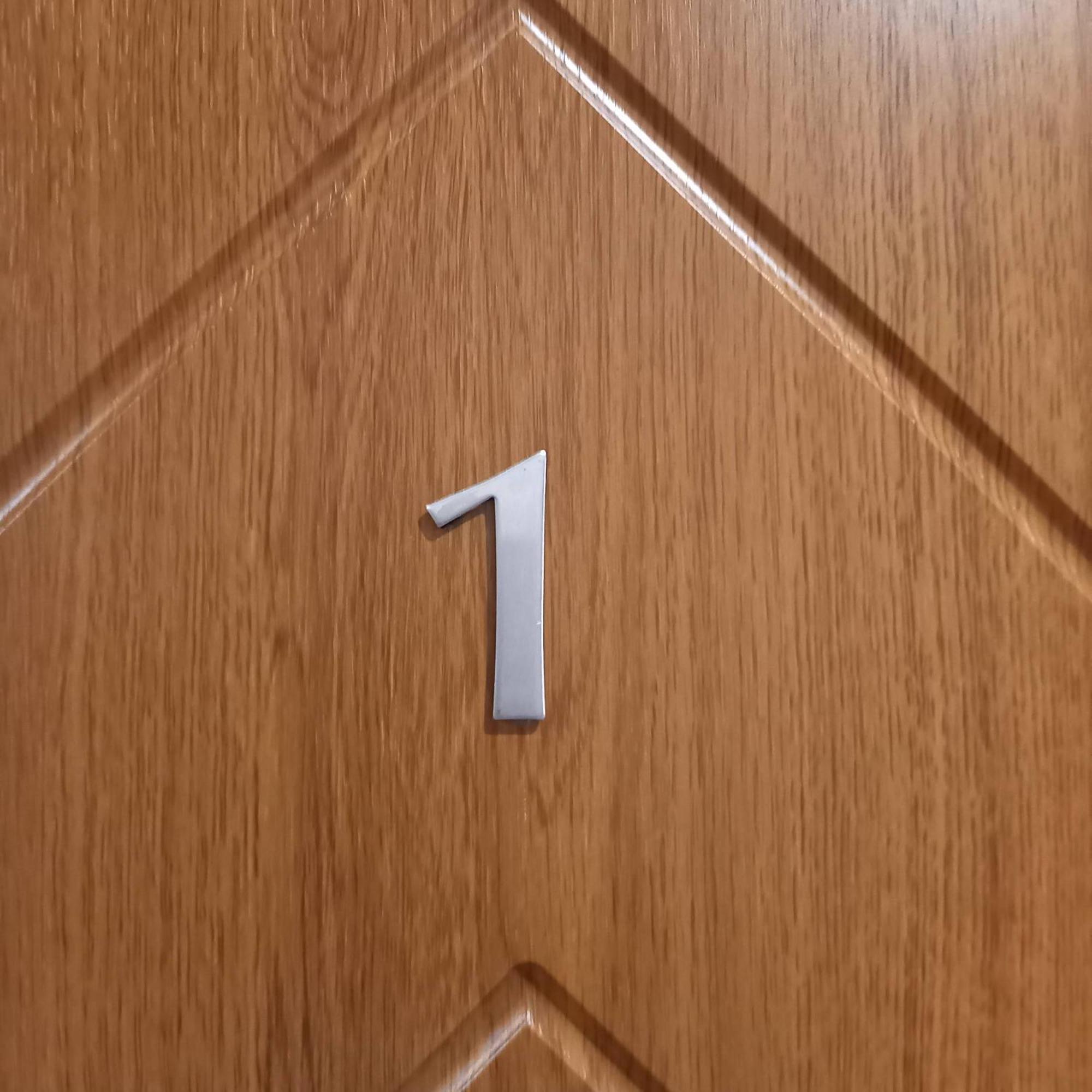 S Neries 19 Apartamentai Su Parkingu Šiauliai Стая снимка