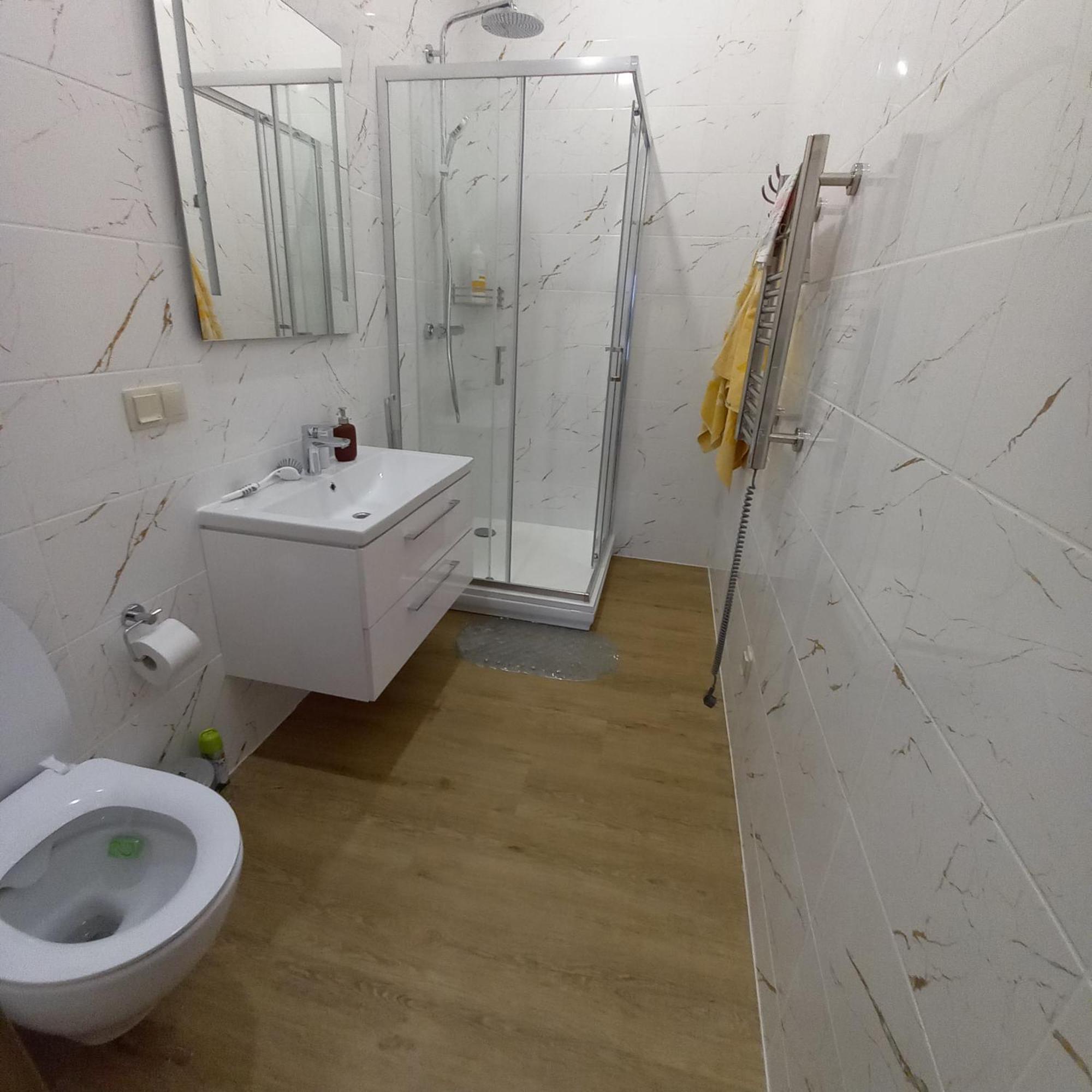 S Neries 19 Apartamentai Su Parkingu Šiauliai Стая снимка